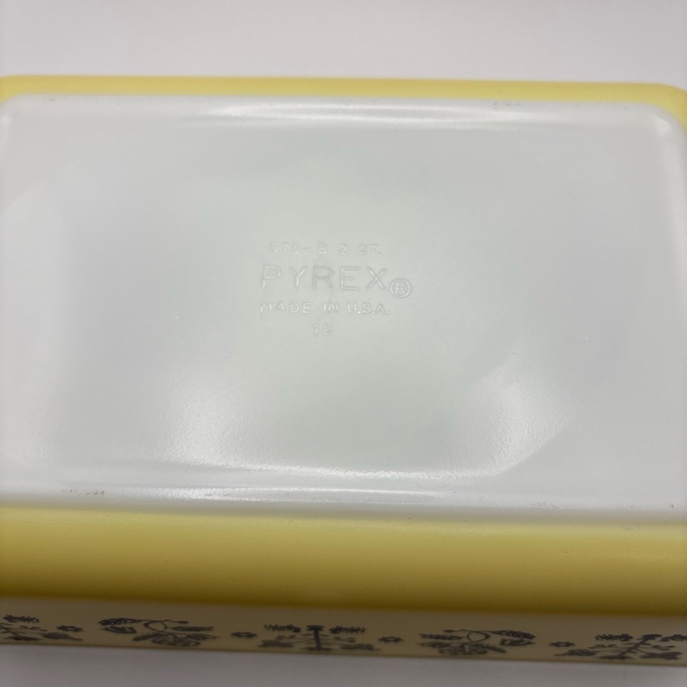 Pyrex promotional Needlepoint Embroidery Design - Picture 11 of 16